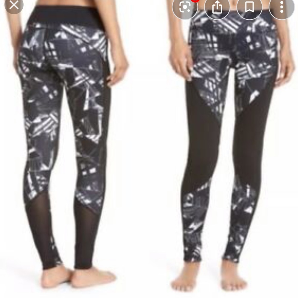 ZELLA - black/white geometric leggings - Size XS
